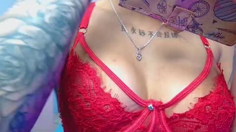 Snapshot of violett_froz chatting on 11/25/25, 07:25 Violeta froz online show from 11/25/25, 07:25