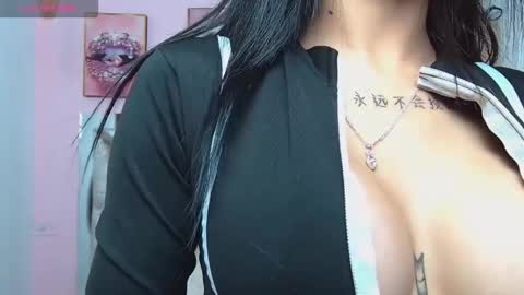 Snapshot of violett_froz chatting on 12/03/25, 07:12 Violeta froz online show from 12/03/25, 07:12