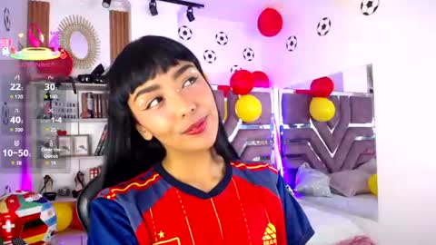 Snapshot of violett_garden chatting on 06/26/26, 11:03 Violet online show from 06/26/26, 11:03