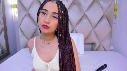 Violett  online show from 02/06/26, 08:12