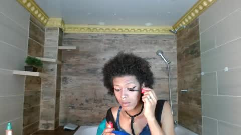 V I O L E T T E  online show from 02/21/26, 04:19