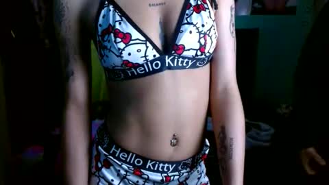 violetta_dreams online show from 05/27/26, 07:33