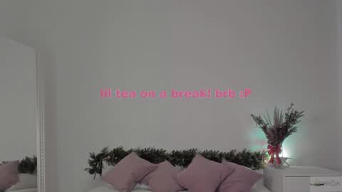 violetta_finch online show from 01/27/25, 11:32