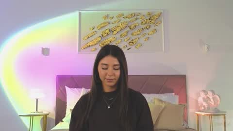 violetta_finch online show from 09/30/25, 10:31