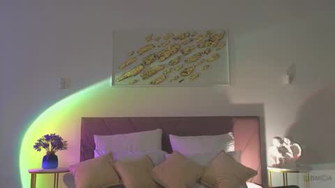 violetta_finch online show from 04/07/26, 09:32