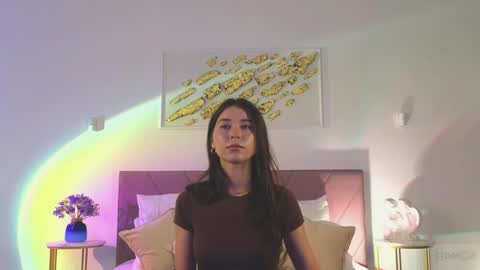 violetta_finch online show from 04/17/26, 10:07