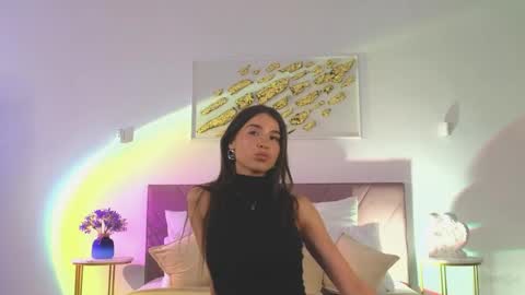 violetta_finch online show from 04/20/26, 10:07