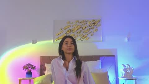 Snapshot of violetta_finch chatting on 05/14/26, 10:22 violetta_finch online show from 05/14/26, 10:22