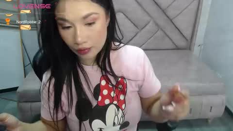 Violetta  online show from 03/05/26, 04:19