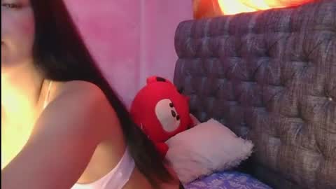 Snapshot of violetta_luna8 chatting on 06/17/26, 10:39 violetta online show from 06/17/26, 10:39