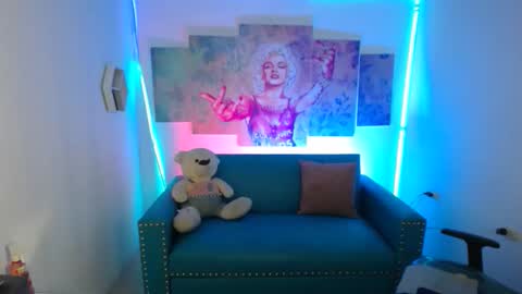 Violeta online show from 02/15/26, 12:14