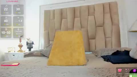 Princess Violet Valerious Follow me IGX violetvalerious online show from 02/28/26, 03:46