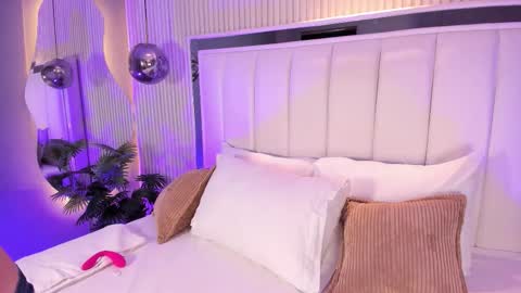 violettacolinss online show from 02/03/26, 11:37