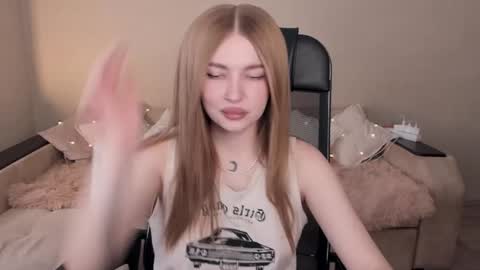 ViolettaOtis online show from 02/07/25, 11:23