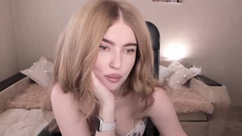 ViolettaOtis online show from 02/23/25, 10:17