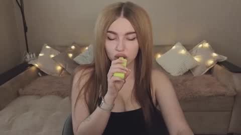 ViolettaOtis online show from 09/22/25, 12:51