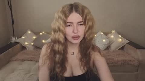 ViolettaOtis online show from 09/24/25, 11:13