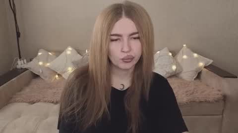 ViolettaOtis online show from 09/29/25, 09:03