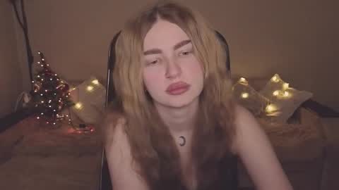 ViolettaOtis online show from 12/20/25, 02:24