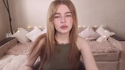 ViolettaOtis online show from 06/19/26, 12:20