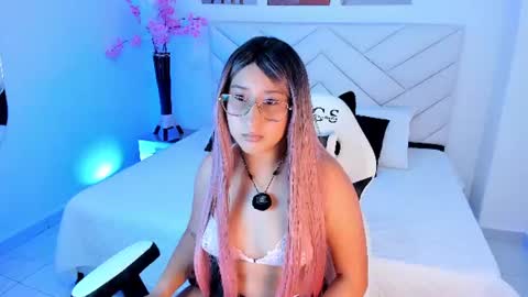 Violette online show from 07/08/26, 06:34