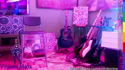 Violette online show from 04/22/26, 11:17