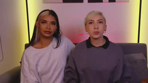 Violet online show from 03/05/25, 12:27