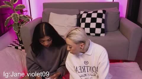 Violet online show from 10/19/25, 11:38