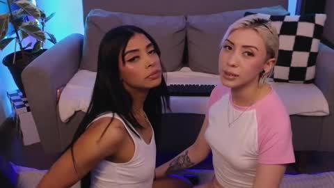 Violet online show from 01/17/26, 01:54