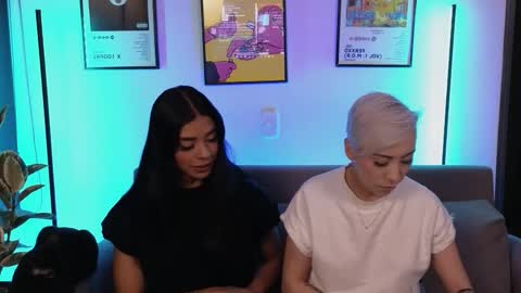 Violet online show from 02/22/26, 12:34