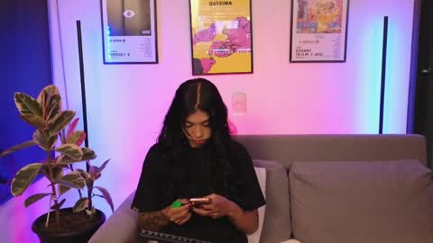 Violet online show from 04/03/26, 01:14