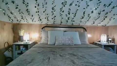 violet styles online show from 03/15/26, 02:01