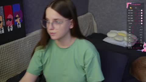 Violet online show from 03/28/26, 12:05