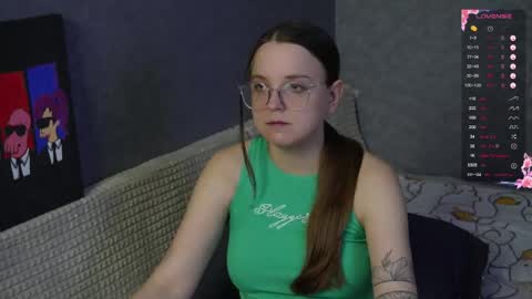 Violet online show from 04/04/26, 04:15