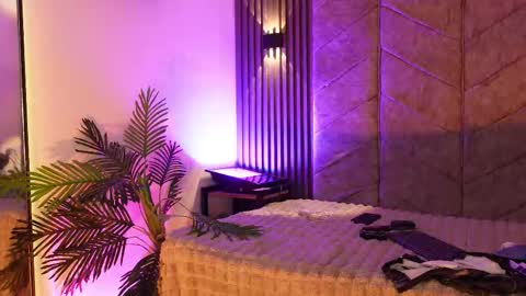 viollettebylyly online show from 03/14/26, 12:43