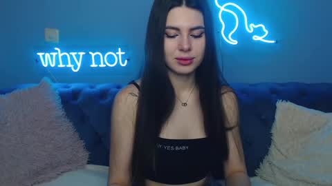 Snapshot of viollinalv chatting on 01/14/25, 05:40 viollinalv online show from 01/14/25, 05:40