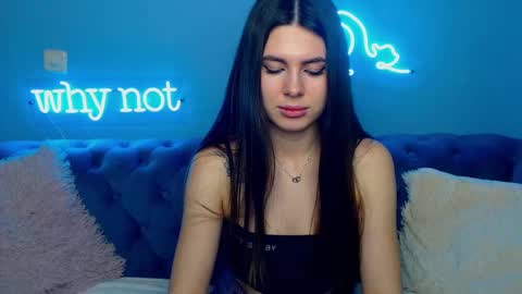 Snapshot of viollinalv chatting on 01/14/25, 08:41 viollinalv online show from 01/14/25, 08:41