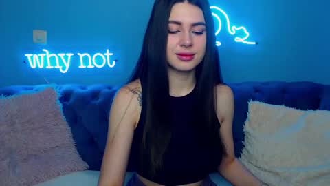 Snapshot of viollinalv chatting on 01/17/25, 05:42 viollinalv online show from 01/17/25, 05:42