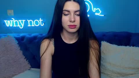 Snapshot of viollinalv chatting on 01/27/25, 10:27 viollinalv online show from 01/27/25, 10:27