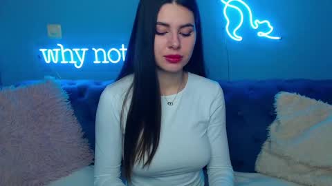 Snapshot of viollinalv chatting on 01/31/25, 05:51 viollinalv online show from 01/31/25, 05:51