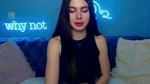 Snapshot of viollinalv chatting on 02/03/25, 11:53 viollinalv online show from 02/03/25, 11:53