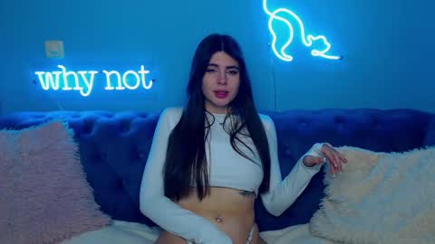 Snapshot of viollinalv chatting on 02/08/25, 08:42 viollinalv online show from 02/08/25, 08:42