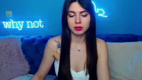 Snapshot of viollinalv chatting on 02/10/25, 08:42 viollinalv online show from 02/10/25, 08:42