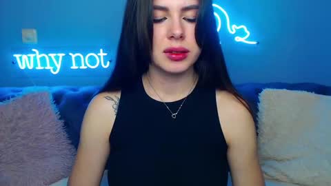 Snapshot of viollinalv chatting on 02/14/25, 08:42 viollinalv online show from 02/14/25, 08:42