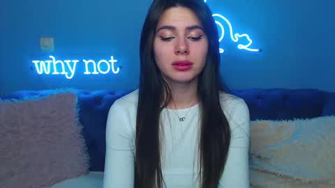 Snapshot of viollinalv chatting on 02/15/25, 06:01 viollinalv online show from 02/15/25, 06:01