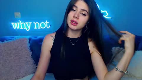 Snapshot of viollinalv chatting on 02/16/25, 05:48 viollinalv online show from 02/16/25, 05:48