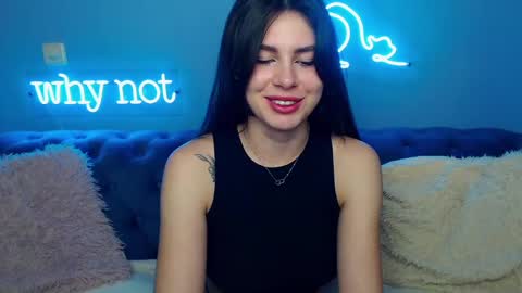 Snapshot of viollinalv chatting on 03/02/25, 11:39 viollinalv online show from 03/02/25, 11:39