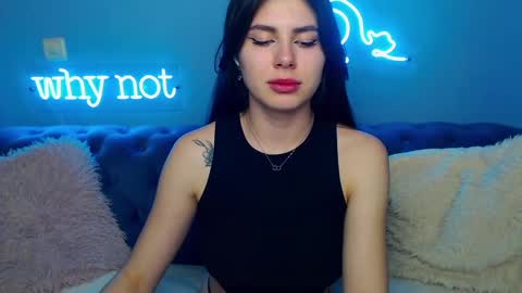 Snapshot of viollinalv chatting on 03/02/25, 05:47 viollinalv online show from 03/02/25, 05:47