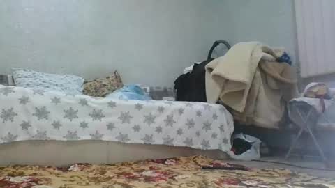 vip_charm777 online show from 12/22/25, 04:04