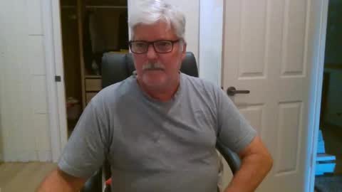 viper654321 online show from 03/11/26, 07:14